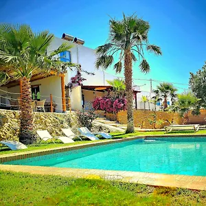 https://bb-la-nava-suites.es-andalucia.com