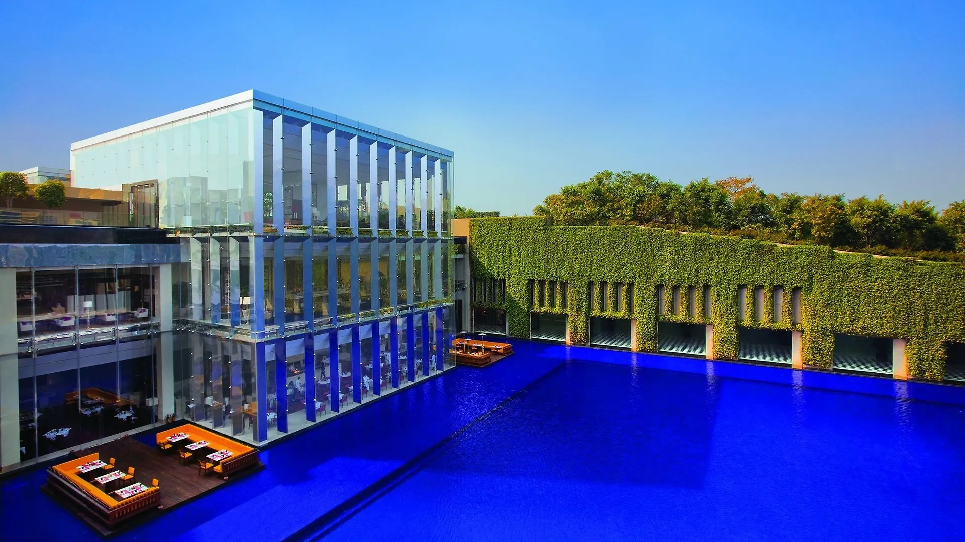 The Oberoi Gurgaon Hotel
