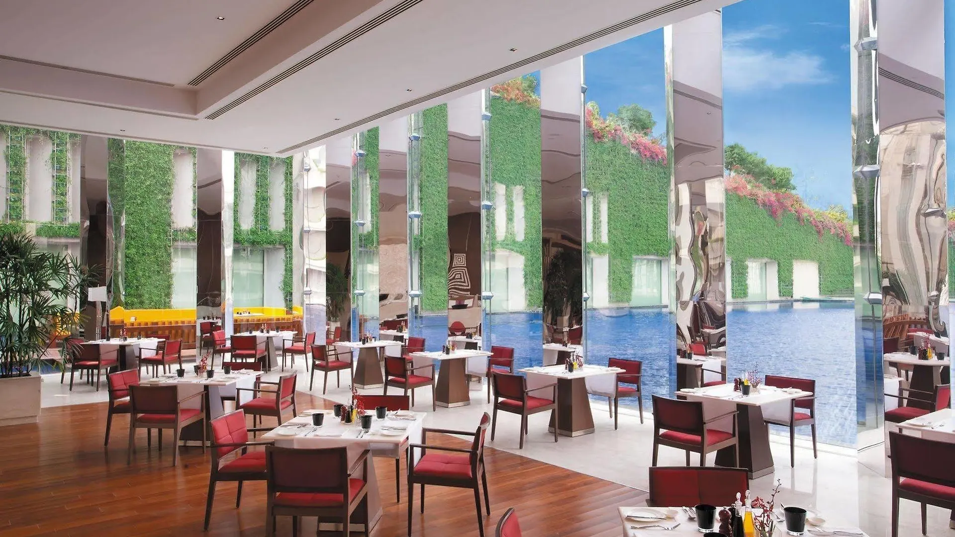 The Oberoi Gurgaon Hotel