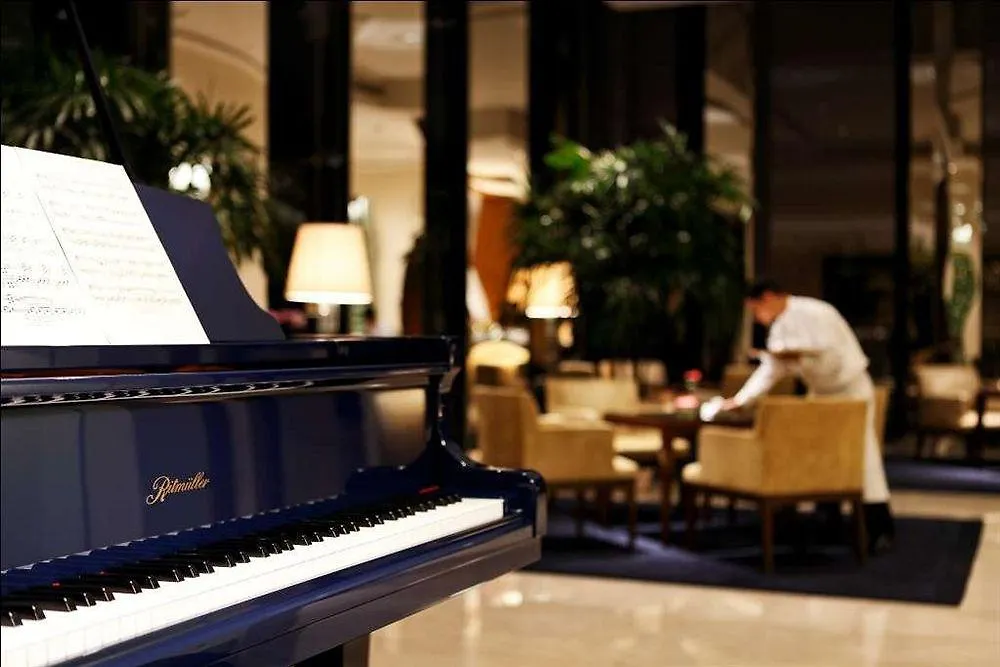 The Oberoi Gurgaon Hotel